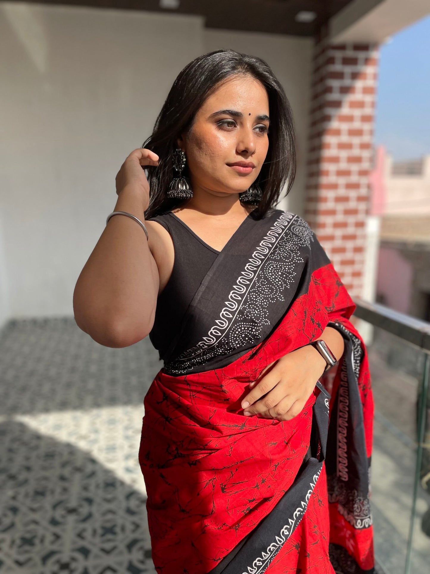 Red and Black Mulmul Cotton Saree