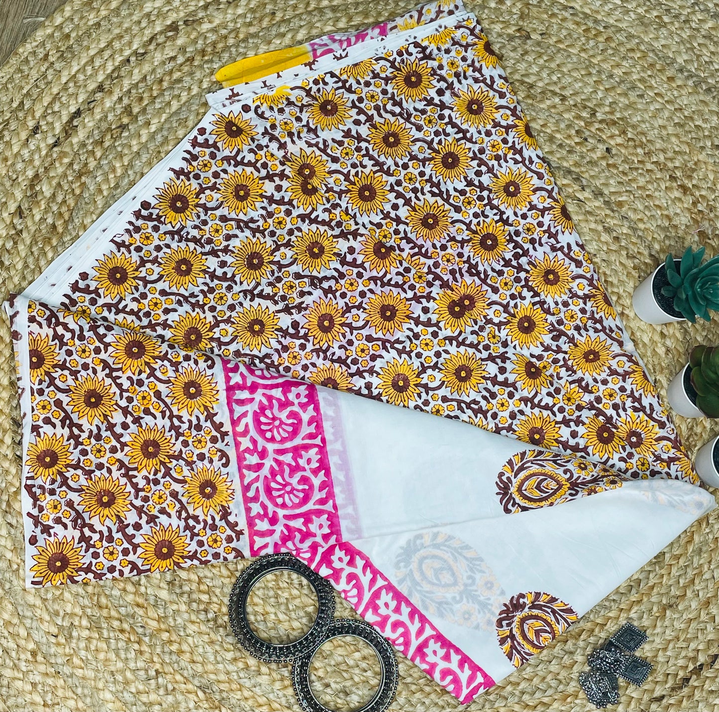 White Sunflower Mulmul Saree