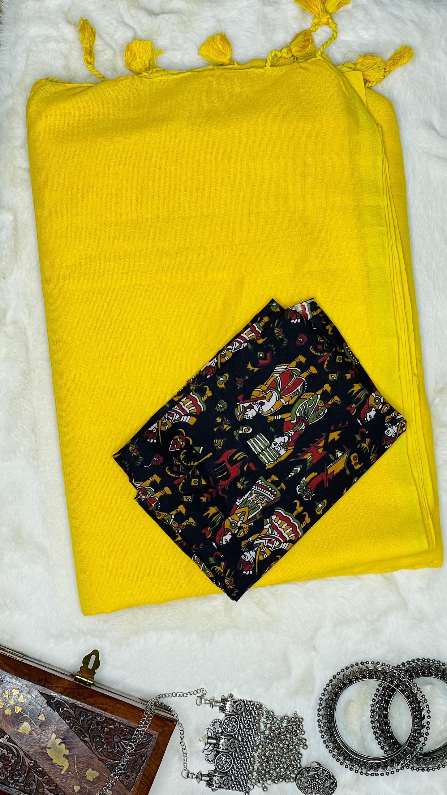 Yellow Khadi Saree with Black Printed Blouse
