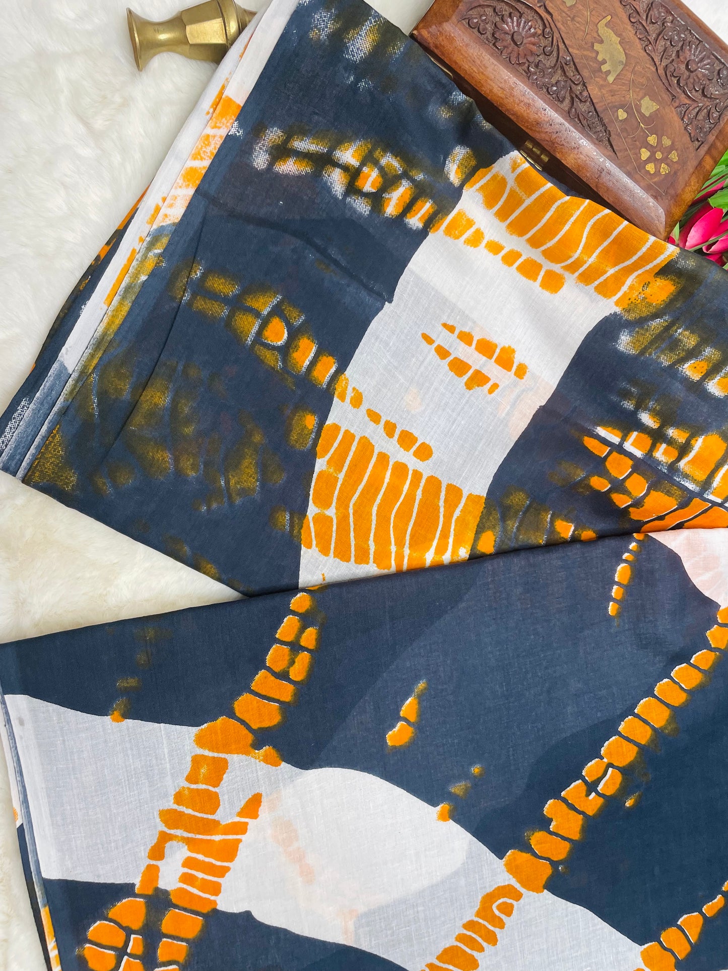 Grey and White Shibori Mulmul Cotton Saree