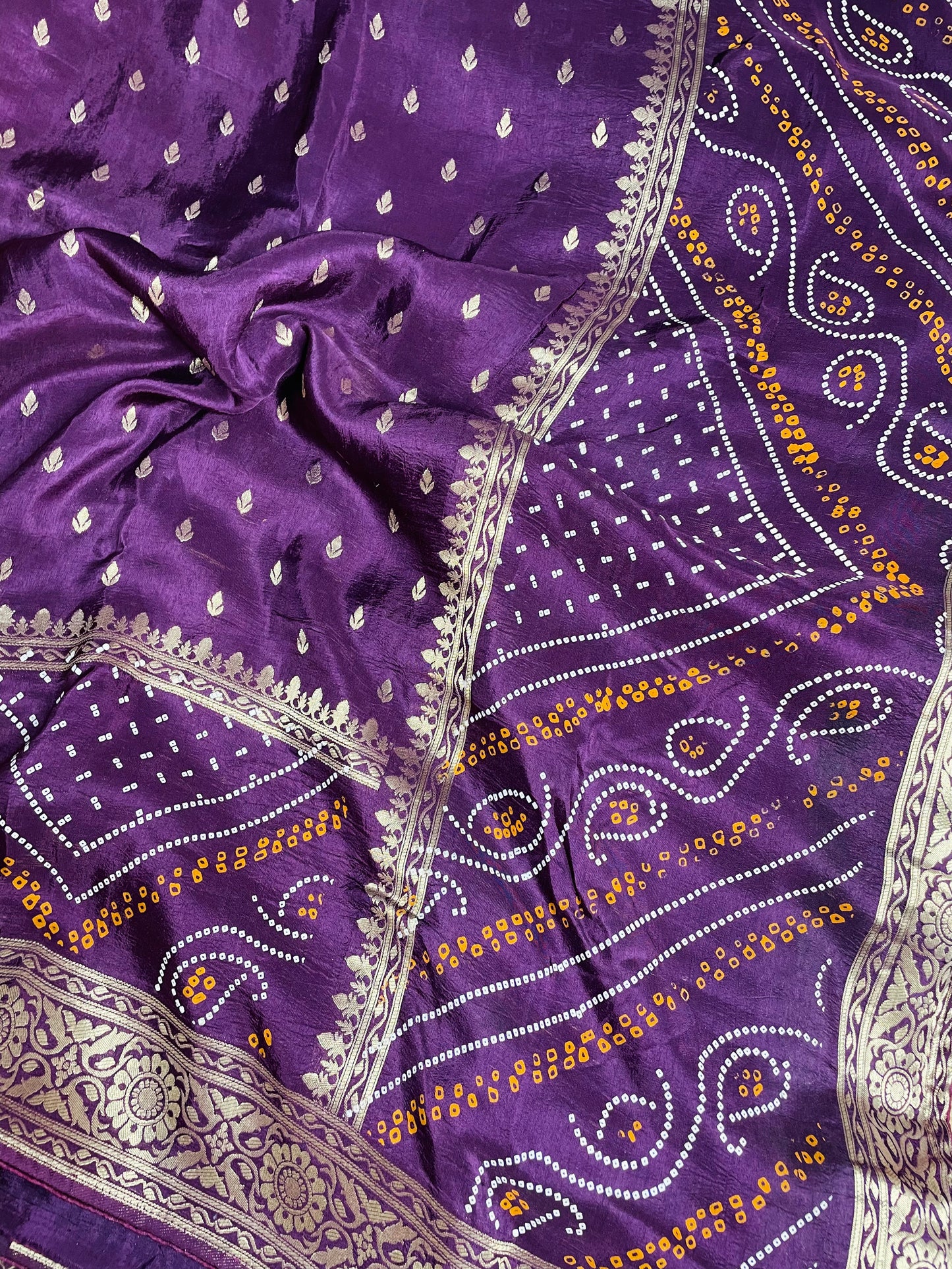 Purple H.O Silk Saree with Bandhani border & Zari Buti