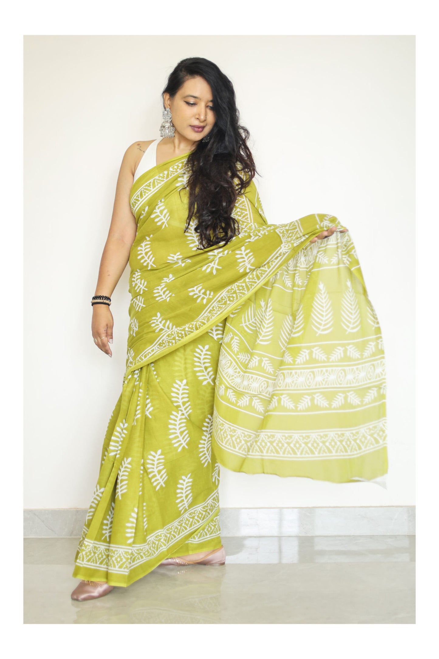 Light Green Mulmul Cotton Saree