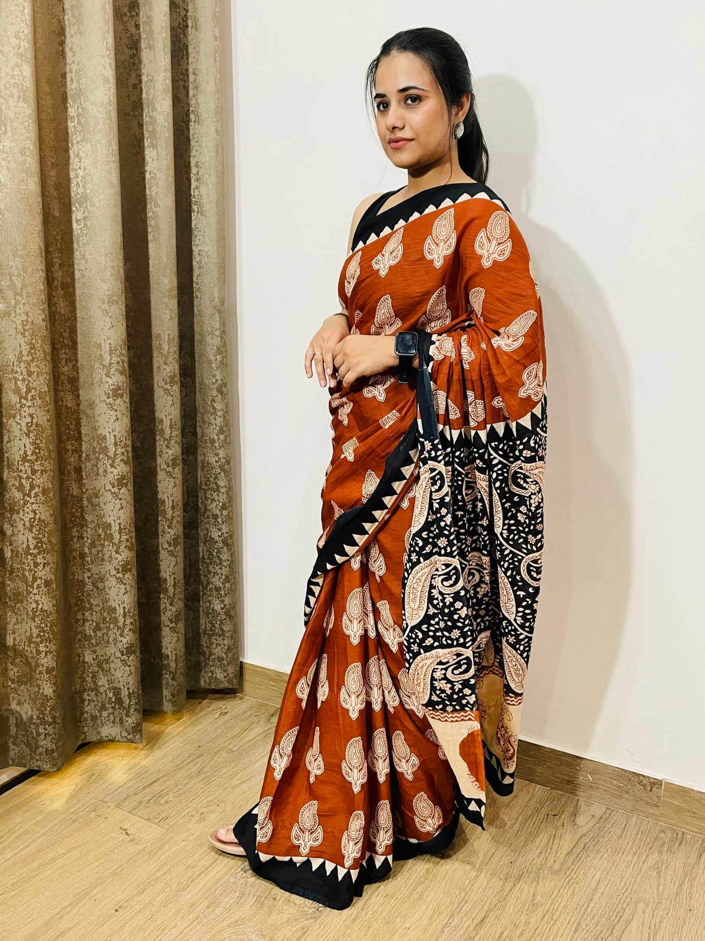 Brown Mulmul Cotton Saree