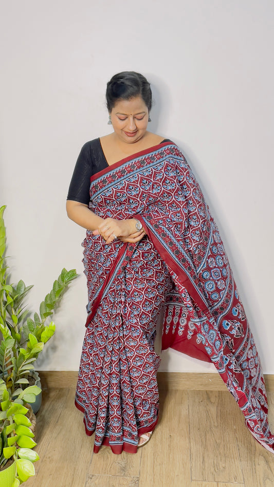 Red and Blue Pattern Mulmul Cotton Saree