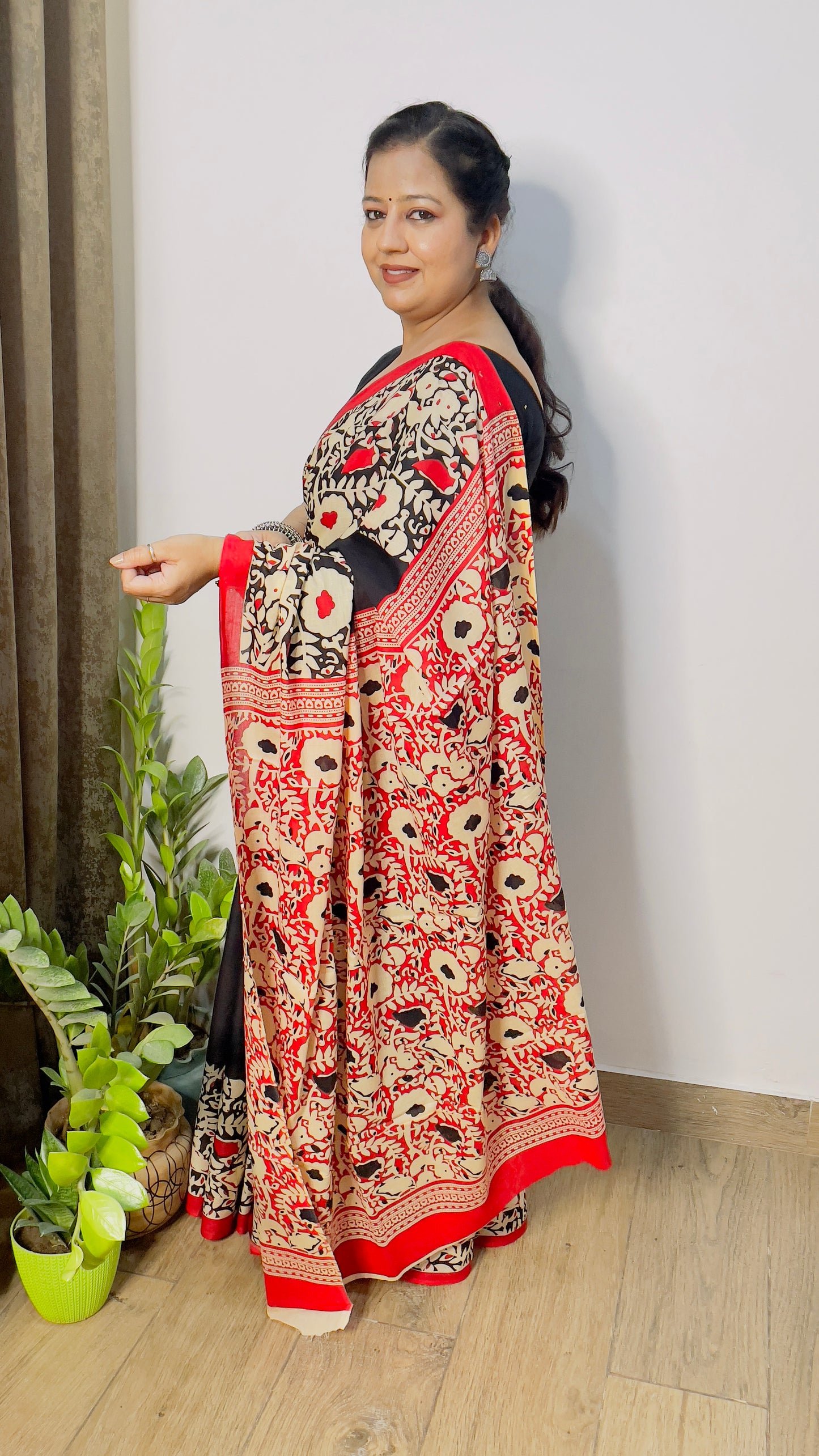 Red bordered black Mulmul Cotton Saree