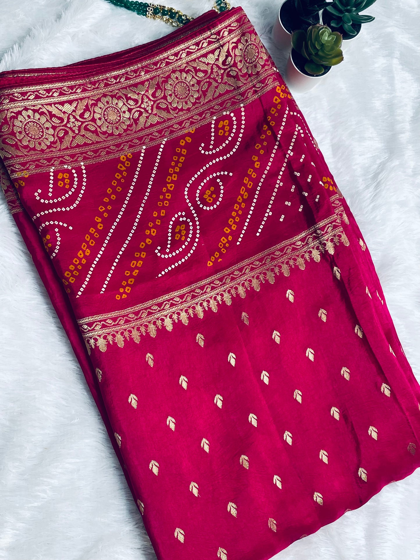 Magenta H.O Silk Saree with Bandhani border & Zari Buti