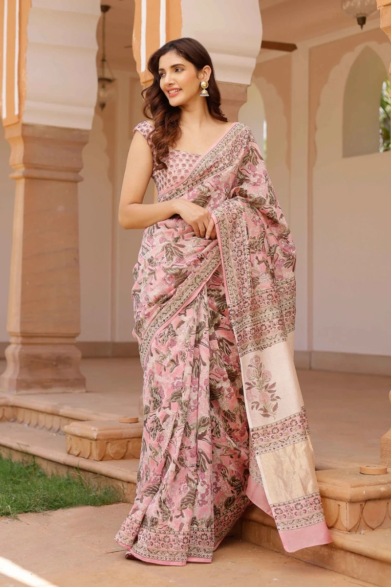 Handloom Sarees – Celebrating India’s Rich Weaving Heritage